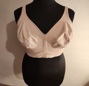 Playtex Nude Full Coverage Wireless Comfort Bra 44DDD NIP